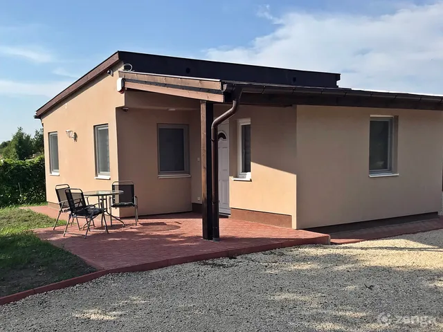 Kiadó ház Székesfehérvár, Tóváros 45 nm