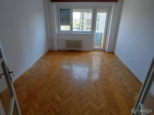 Kiadó lakás Pécs, Belváros 71 nm