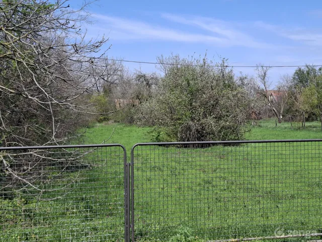 Eladó telek Telekgerendás 1380 nm