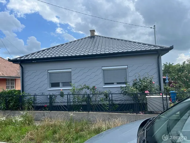 Eladó ház Újszentmargita 90 nm