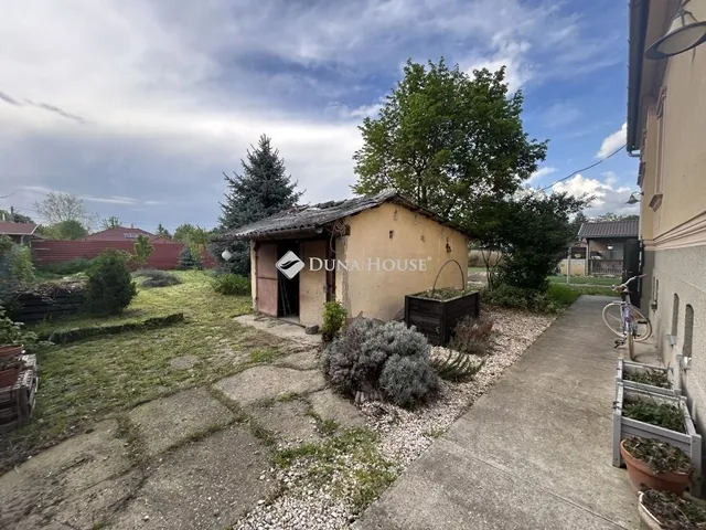 Eladó ház Cegléd 104 nm