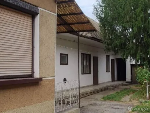 Eladó ház Bátaszék 165 nm