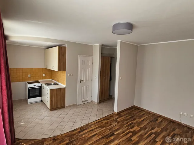 Kiadó lakás Szeged, Belváros 27 nm