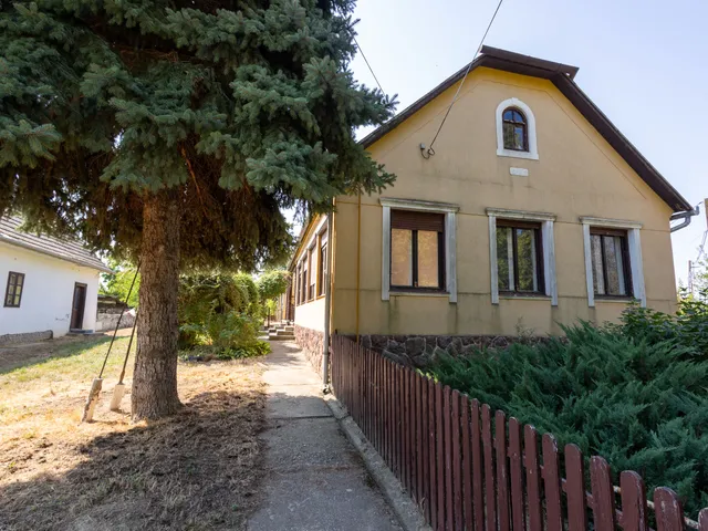Eladó ház Szakály 115 nm