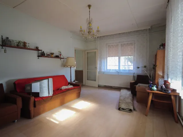 Eladó ház Dombóvár 81 nm