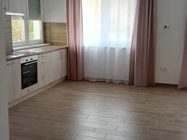 Kiadó lakás Sopron, Felsőlövérek 12 nm
