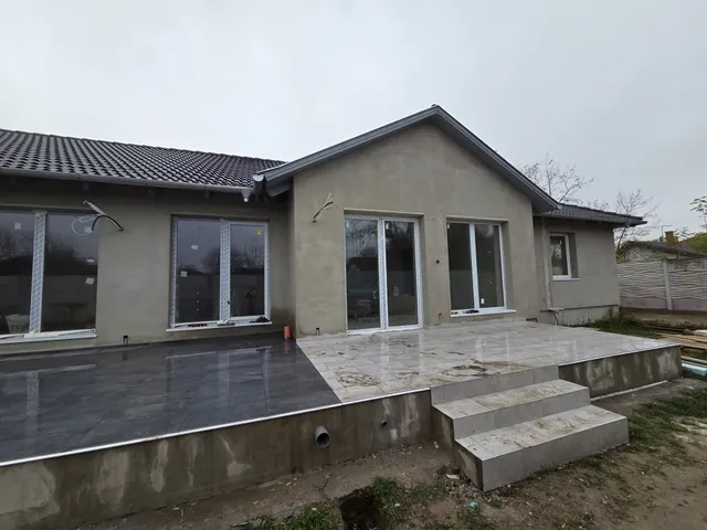 Eladó ház Kiskunlacháza 87 nm