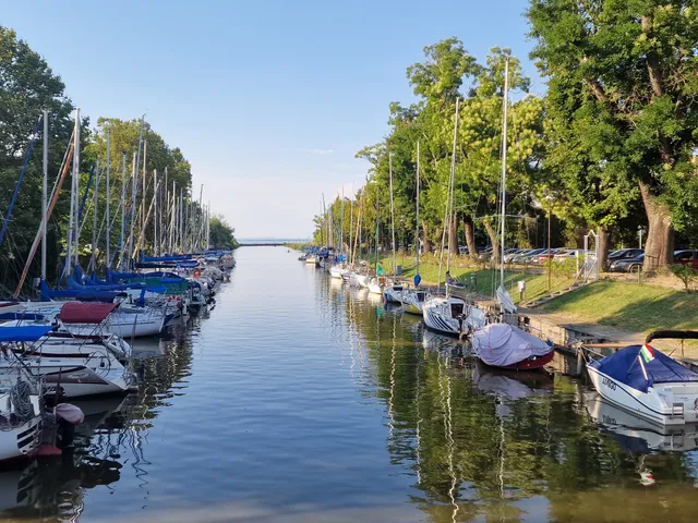 Eladó üdülő és hétvégi ház Balatonmáriafürdő 156 nm