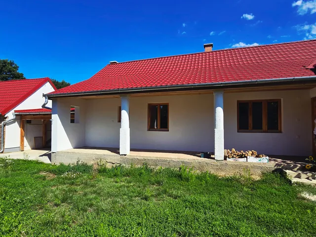 Eladó ház Hollád 120 nm