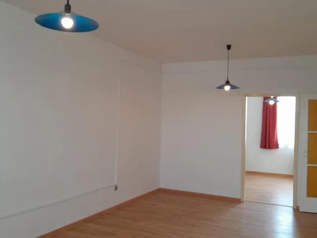 Eladó lakás Kecskemét, Széchenyiváros 58 nm