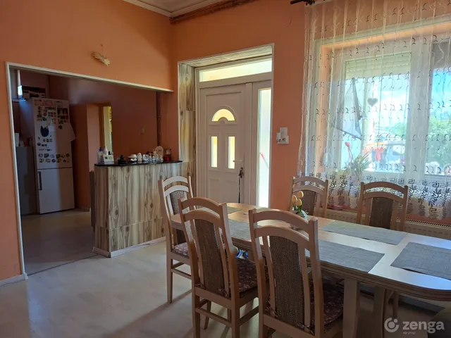 Eladó ház Üllő 100 nm