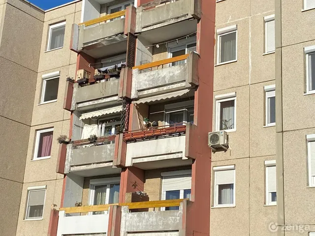 Eladó lakás Veszprém 70 nm