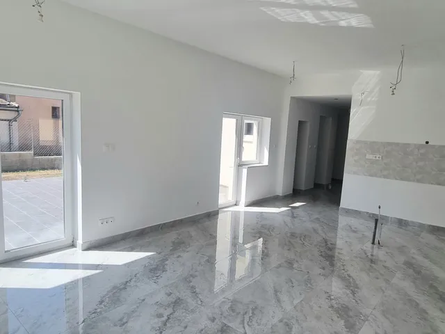 Eladó ház Erdőkertes, Szentsarok 160 nm