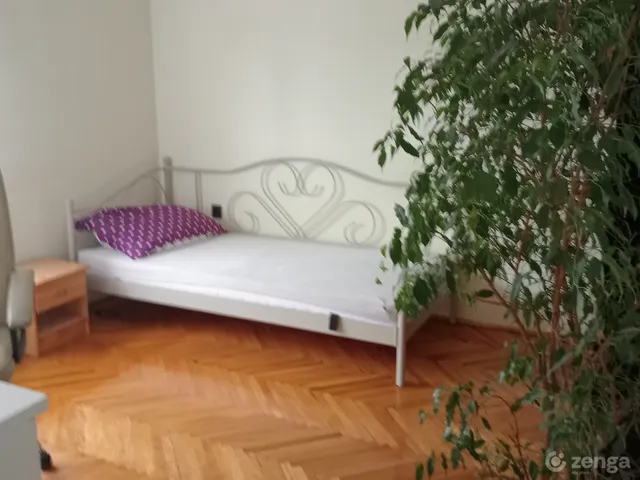 Eladó lakás Bőny 68 nm