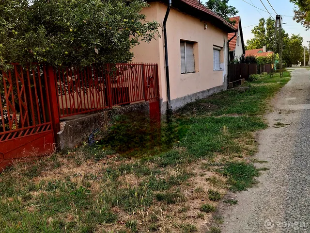 Eladó ház Jászapáti 90 nm
