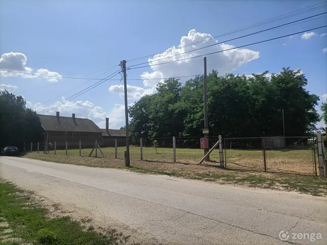 Eladó telek Kunszentmiklós 4709 nm