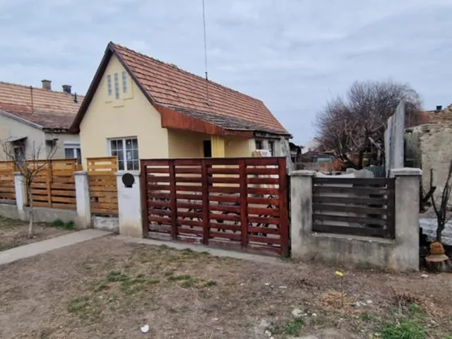 Eladó ház Siófok 72 nm