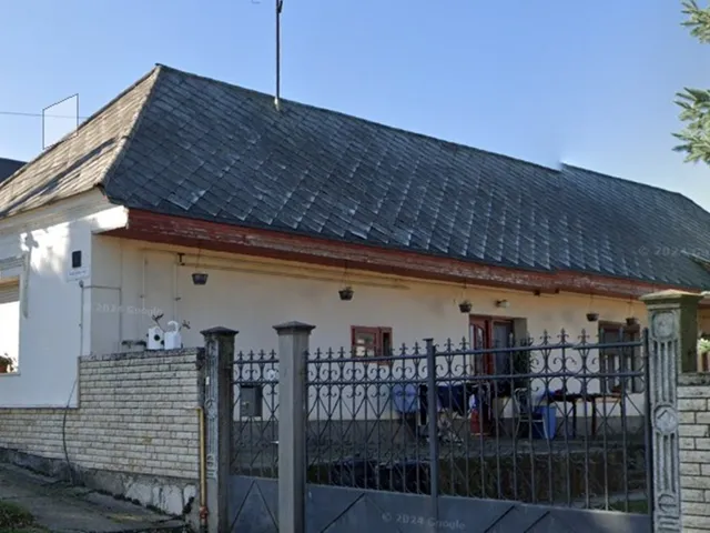 Eladó ház Lábatlan 110 nm