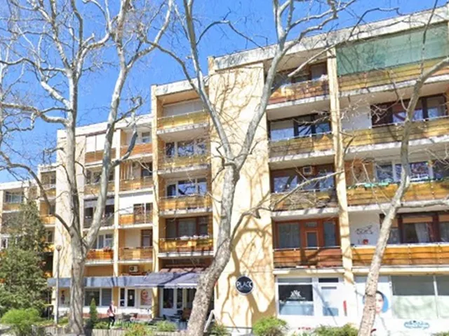 Eladó lakás Csongrád 56 nm