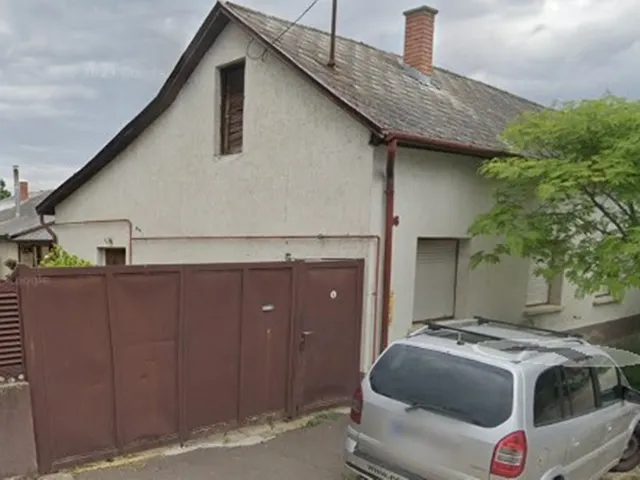 Eladó ház Csongrád 200 nm