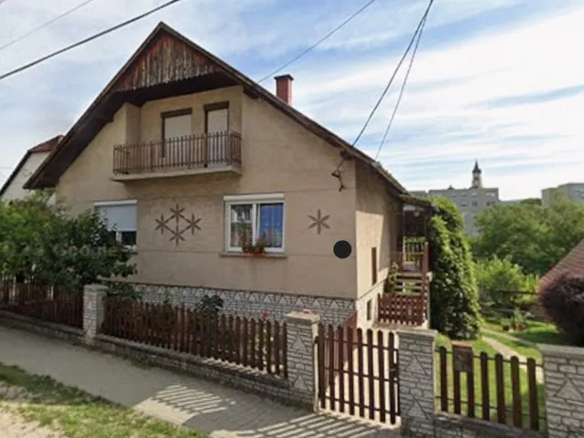 Eladó ház Mór 120 nm