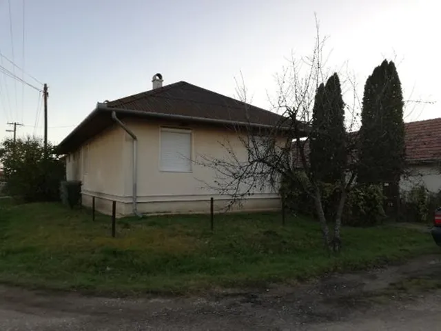 Eladó ház Tiszafüred 100 nm