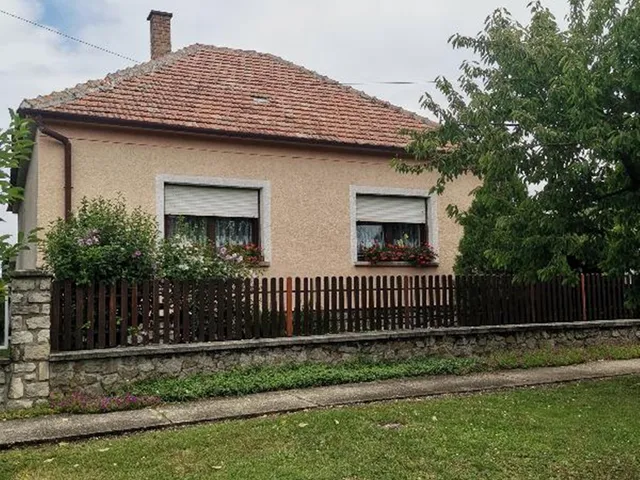 Eladó ház Fertőd 120 nm