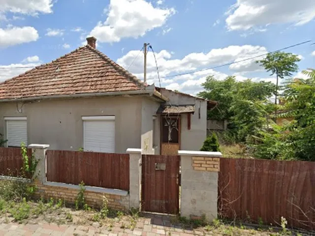 Eladó ház Abony 100 nm