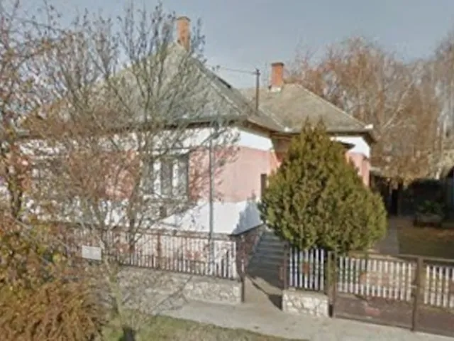 Eladó ház Bábolna 100 nm