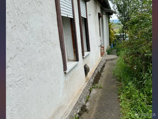 Eladó ház Lénárddaróc 72 nm