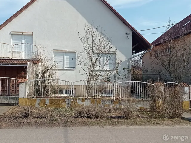 Eladó ház Mezőkövesd 137 nm