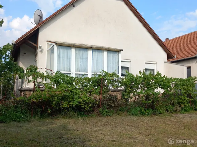 Eladó ház Mezőkövesd 137 nm