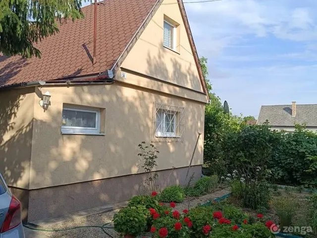 Eladó üdülő és hétvégi ház Kulcs 40 nm