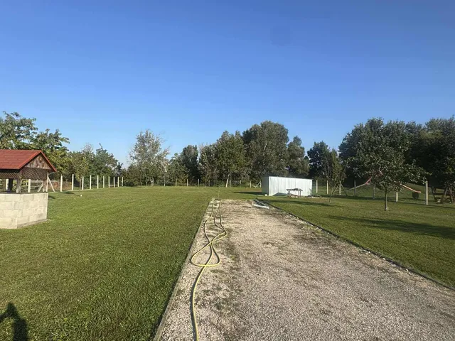 Eladó telek Kunsziget 2000 nm
