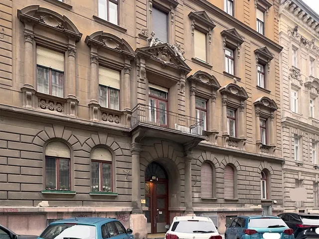 Eladó lakás Budapest VI. kerület, Nagykörúton belüli terület 64 nm