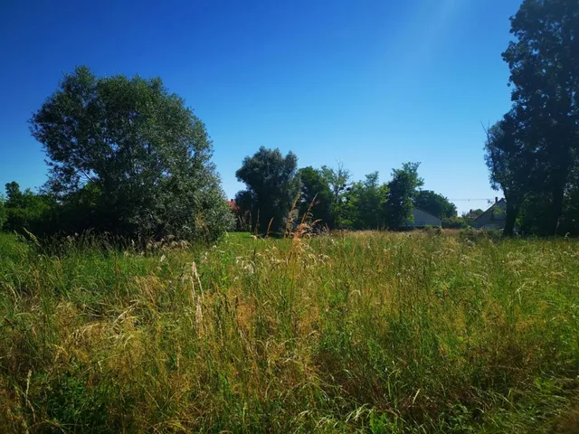 Eladó telek Balatonkeresztúr 1292 nm