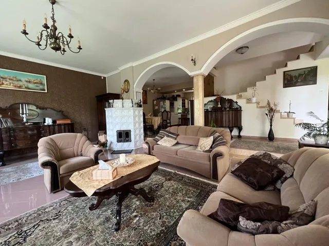 Eladó ház Zalaegerszeg, Kertváros 358 nm