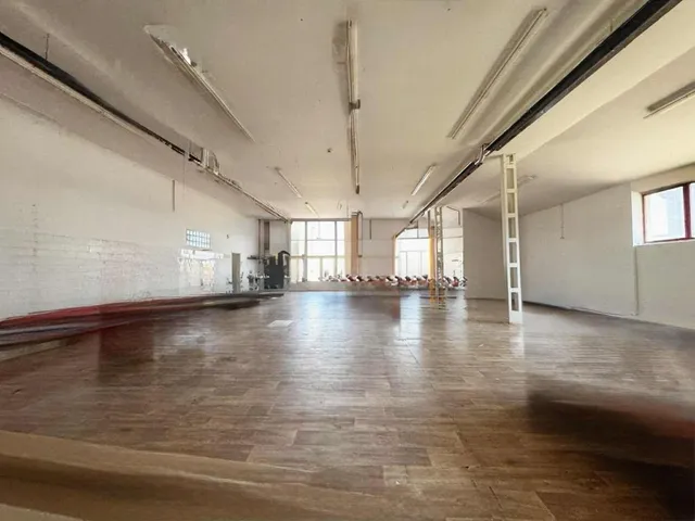 Eladó kereskedelmi és ipari ingatlan Keszthely 760 nm