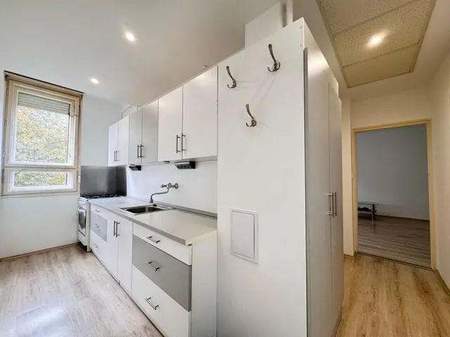 Eladó lakás Zalaegerszeg, Landorhegy 42 nm