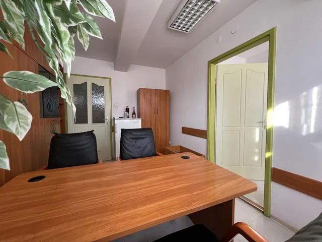 Kiadó kereskedelmi és ipari ingatlan Zalaegerszeg 20 nm