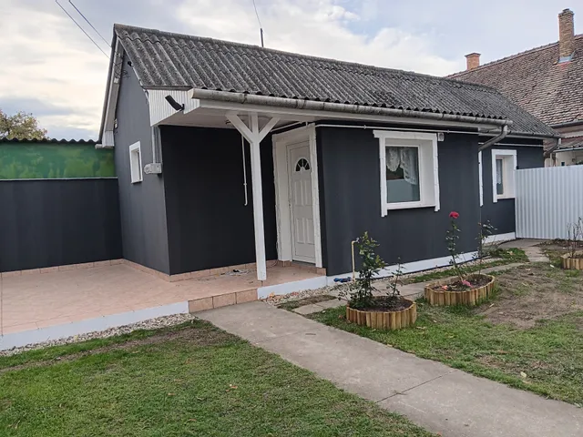 Eladó ház Siófok, Fokihegy 64 nm