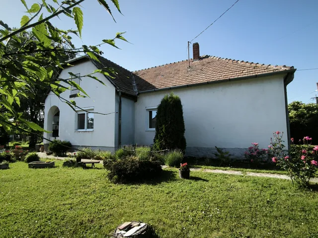 Eladó ház Zalaszentgrót 130 nm