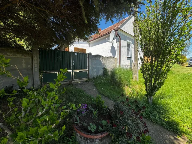 Eladó ház Olaszfa 90 nm