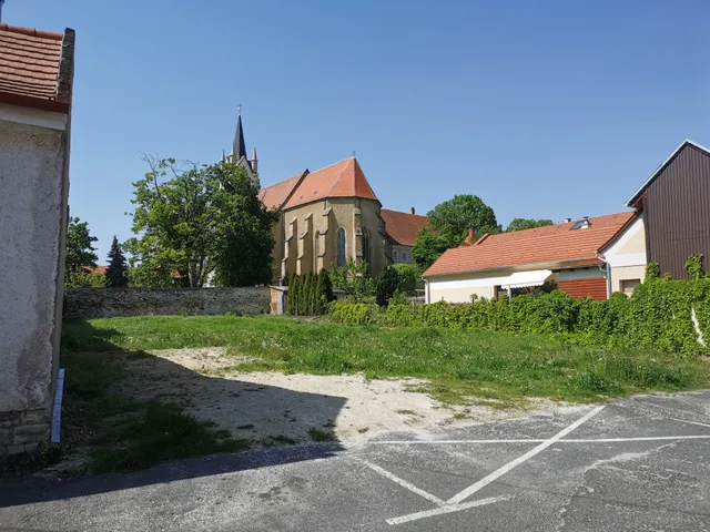 Eladó telek Keszthely 860 nm