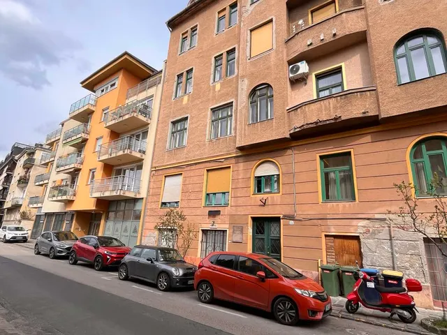 Eladó lakás Budapest I. kerület 16 nm