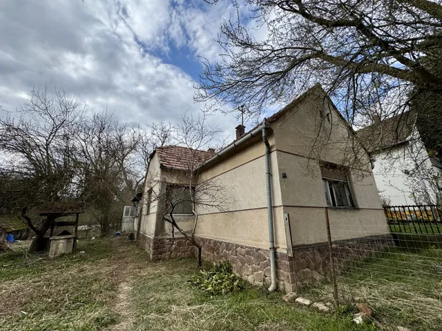 Eladó ház Bak 90 nm