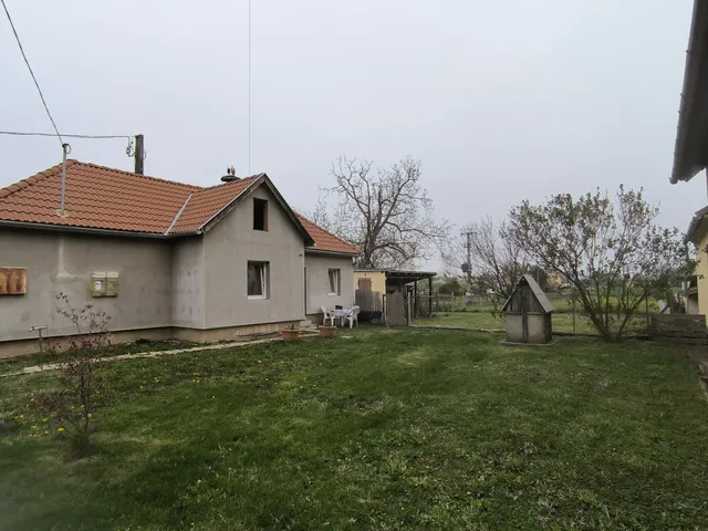 Eladó ház Kéthely 60 nm