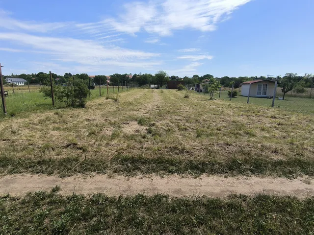 Eladó telek Balatongyörök 687 nm