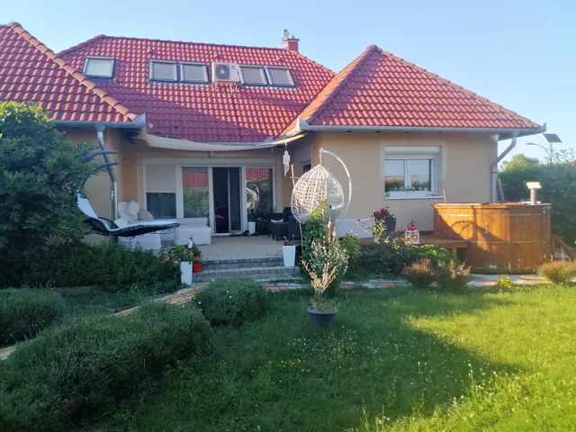 Eladó ház Cserszegtomaj 152 nm