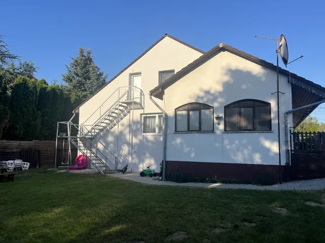 Eladó ház Gyenesdiás 230 nm